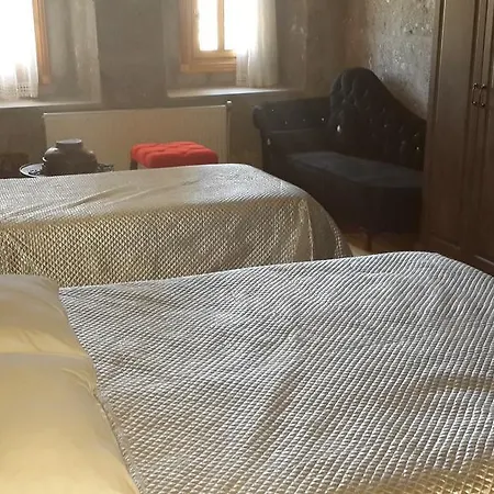 Hekim Konagi Guzelyurt